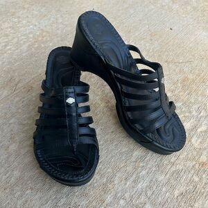 Harley-Davidson 3" High Heel Strappy Wedges Women 8.5 NWOB